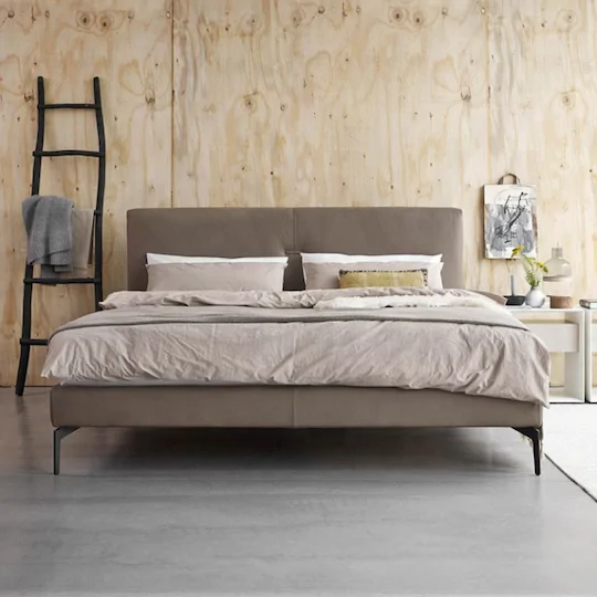 Giường ngủ Linda